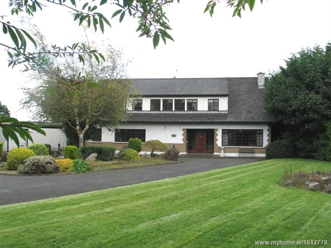 "Curra Vie" Standhouse Road, Newbridge, Co. Kildare Jordan Town and